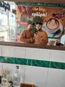 کافه لاکچری دوقلو ها