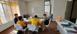 آکادمی زبان همراه