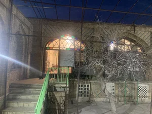 مسجد احمدیه: مزارحضرت شیخ احمد غزالی طوسی