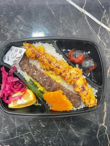 آشپزخانه و بیرون بر میزبان 3