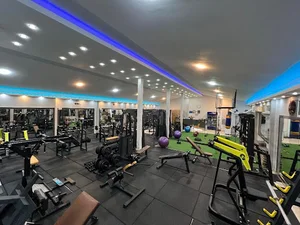 باشگاه بدنسازی سان فیت