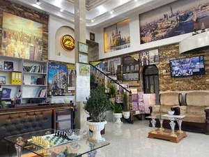 مشاورین املاک حقیقت