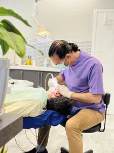 مطب دندانپزشکی دکتر حمید حمیدی