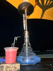 کافه رستوران ساحلی آفاق