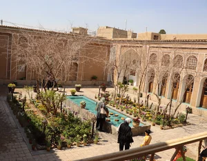 خانه تاریخی ابوالحسن خان مجیر