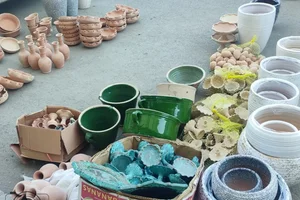 ملایر .خیابان وفایی نبش بازارچه قدس
