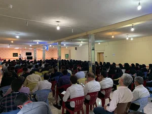 دفتر شرکت بیز