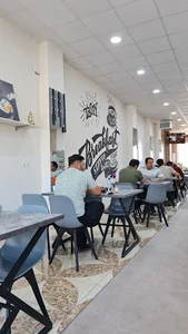 کافه صبحانه یامی