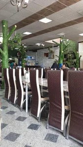 رستوران آزادی 2