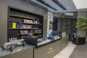 موبایل فونیکس 5