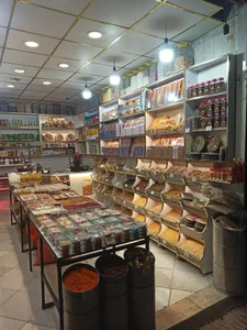 عطاری نور الرضا زعفران اکبری 3