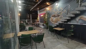 کافه روف گاردن آی تاش 3