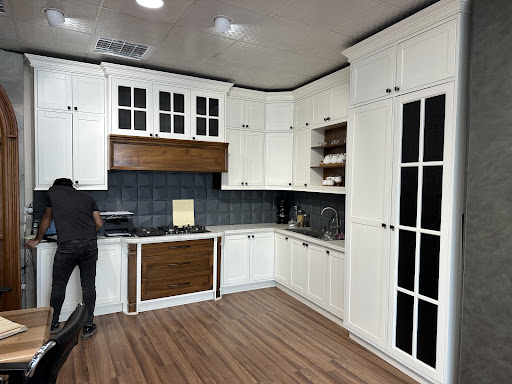 کابینت و درب چوبی دارابی