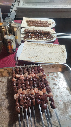 رستوران آمیرزا 🏻‍