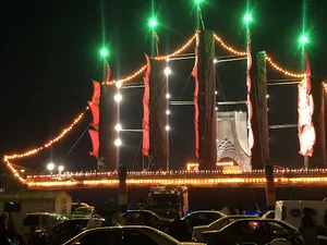 مرکز خرید زیرگذر میدان آزادی