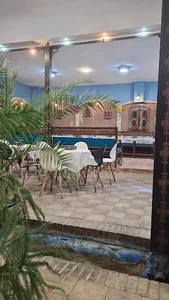 طباخی‌ و سفره‌خانه سنتی عالیجناب