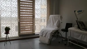 کلینیک پوست و مو و زیبایی دکتر مسعود منیری 2