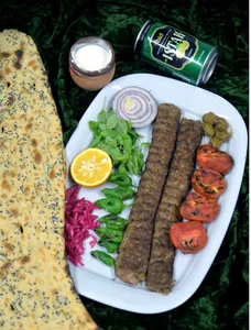 کبابی حاجی اقبال شعبه ۱ 2