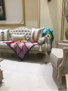 مبل وانیا 2