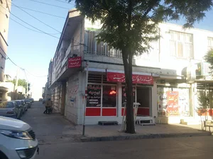 مشاور املاک اورچینه
