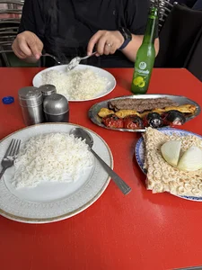 رستوران صداقت
