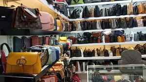 گالری کیف درنا