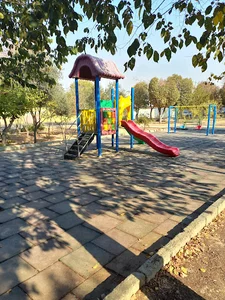 بوستان خیرین مدرسه ساز