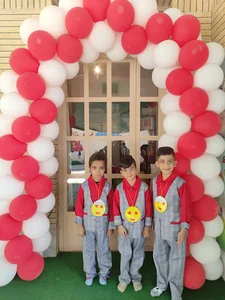 مهد و پیش دبستانی آیه