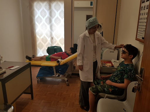 دکتر لیلا کاظمی زنجانی،فوق تخصص چشم