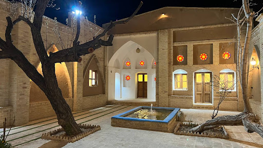 خانه فرهنگ میمه