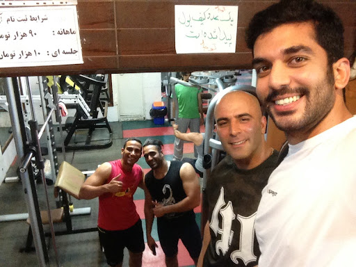 باشگاه بدنسازی رادمردان