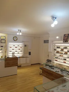 عینک طبی گلستان
