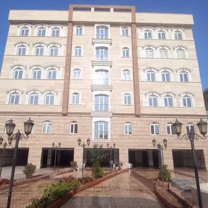 ساختمان رویال
