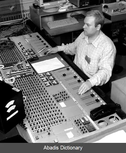 noise studio | نویز استدیو