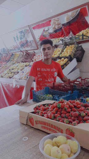 هایپر مارکت و میوه معراجی ها