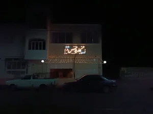 کافه فست و فود پلاس