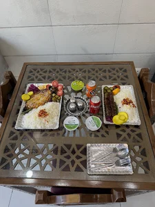 رستوران بیرون بر طهماسب