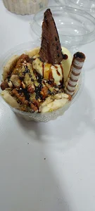 شیک بستنی