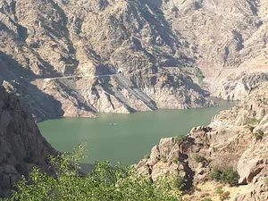 استخر پرورش ماهی