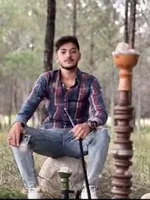 جاویدنام محمد حامد غازقان، ۱۷ ساله، فرزند علی، اهل روستای قازقان، جاده  میامی و از طایفه تیموری (اهل تسنن)، در تاریخ ۱۹ دی‌ماه، در جریان انقلاب  شیروخورشید، بر اثر اصابت گلوله نیروهای