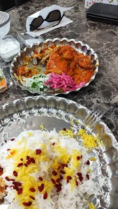 رستوران گل سرخ