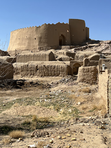 قلعه باستانی گاریز