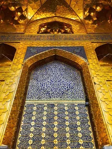 ایوان طلا