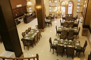 رستوران نفیس 5