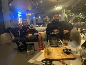 کافه لئو کرمانشاه