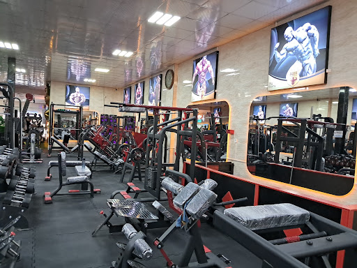 باشگاه بدنسازی عزیز کلاسیک
