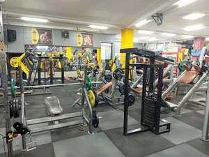 باشگاه بدنسازی ایرانیان فیتنس (Iranian Fitness Gym)