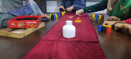 کافه بازی فکری و دیجیتال