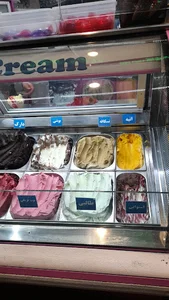 Mohammadi Icecream Khaneh Zenian