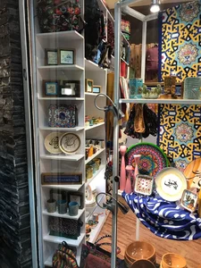 گالری هنر و کیمیا 2